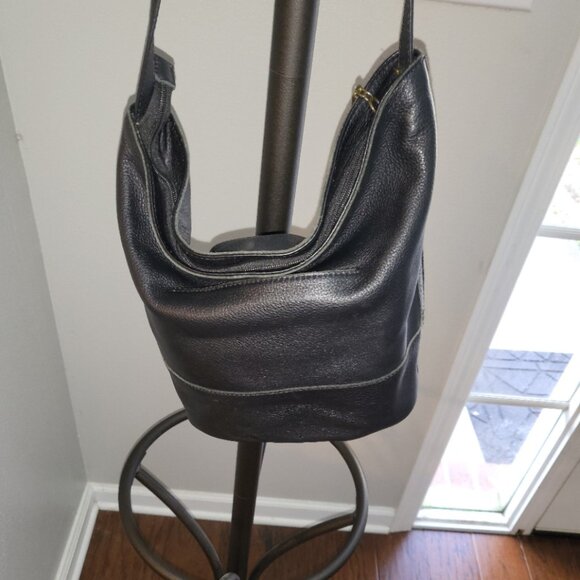 Elliot Luca Leather Bucket Crossbody Handbag Black w White Tassel Pull - Picture 7 of 16